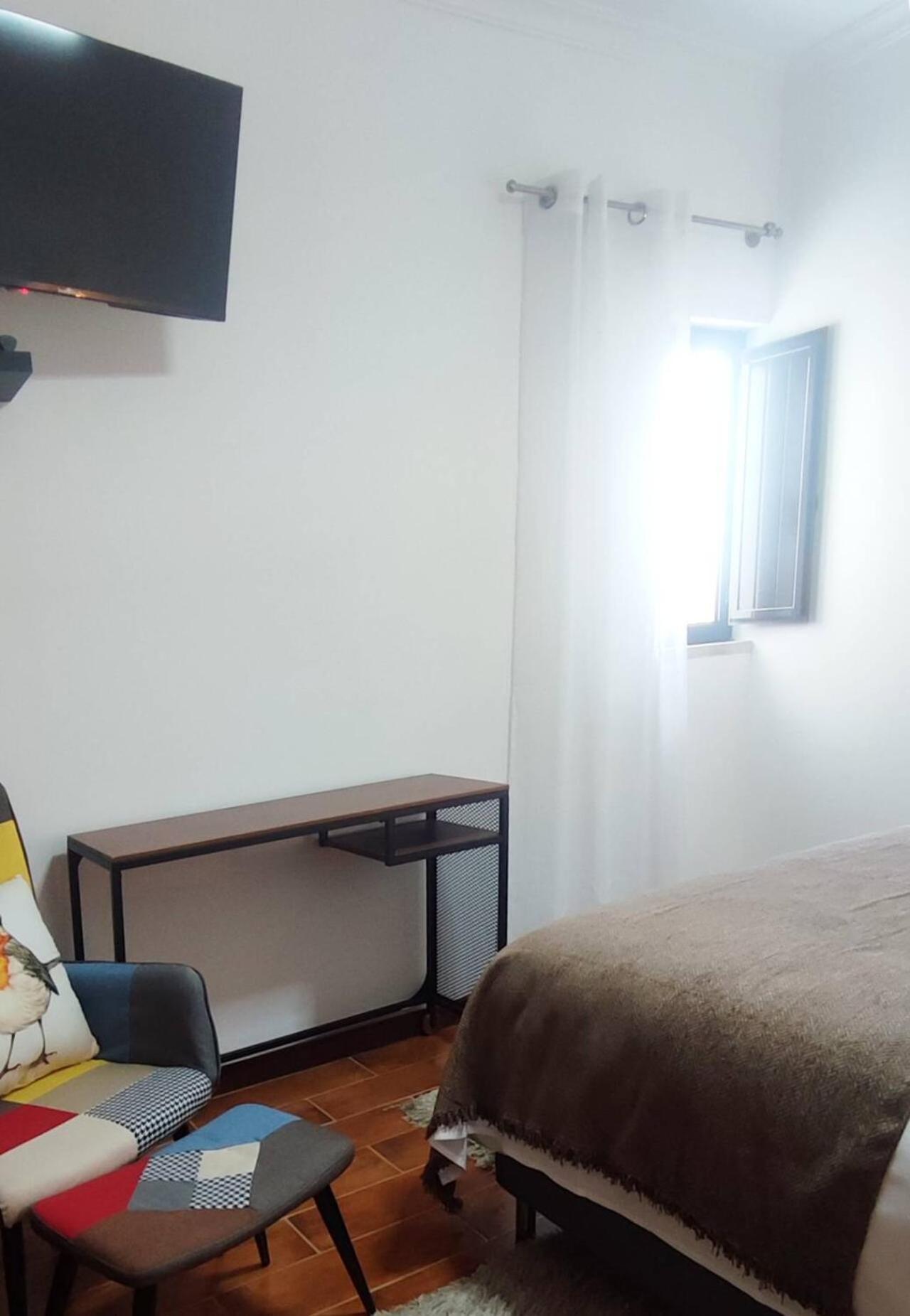 R3 - Guesthouse Travessa Da Arieira Aguda (Leiria) מראה חיצוני תמונה